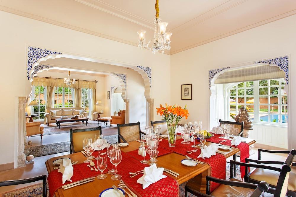 The Oberoi Rajvilas Jaipur Exterior photo